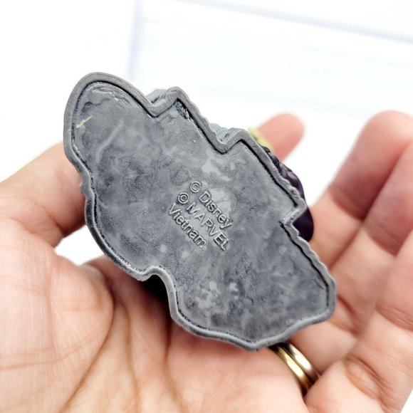 Disney Marvel Venom Action Figure on Stone Base Superhero Anti-hero Cake Topper - Picture 6 of 6